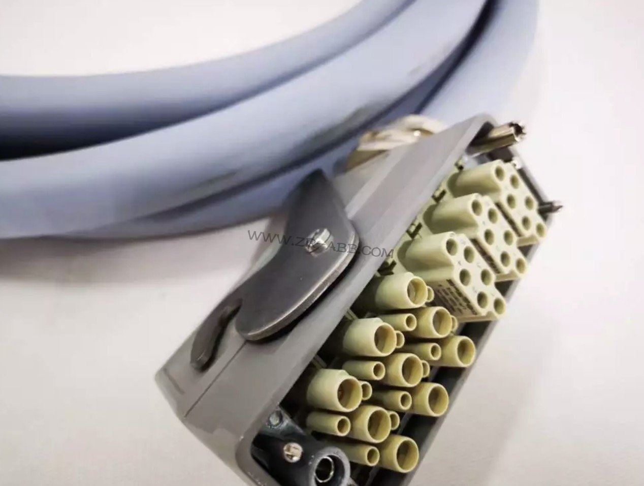 ABB��Ϳ�C���˿�����̖��|�S�޼��ɷ���