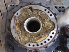 FANUC發那科機器人減速機油封老化漏油維修