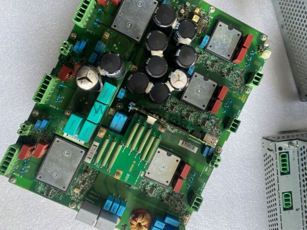 ABB機器人驅動器無法啟動故障維修